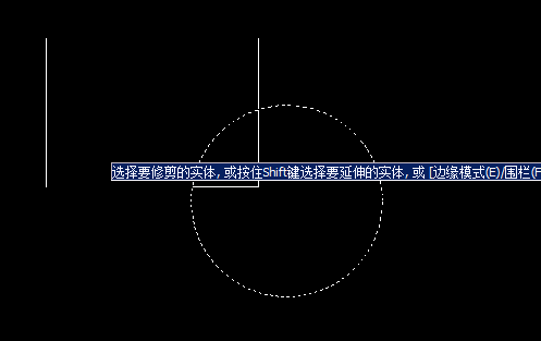 圍欄和窗交命令在CAD中的作用是什么？